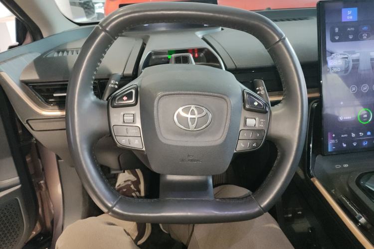 Used Toyota bZ3 2023 616 km Long-Range Premium
