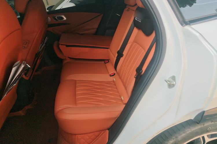 Used NETA L 2024 Extended-Range 310 Flash-Charge Red Edition