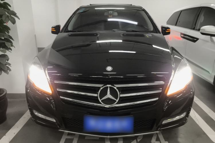 Used Mercedes-Benz R-Class 2017 R 320 4MATIC Business Edition Prestige Model