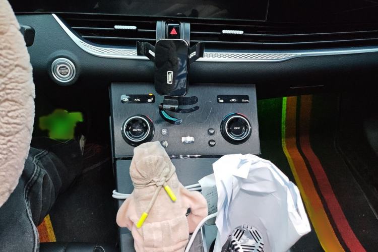 Used Bestune B70 2023 Third Generation 1.5T Automatic Enjoyment Version
