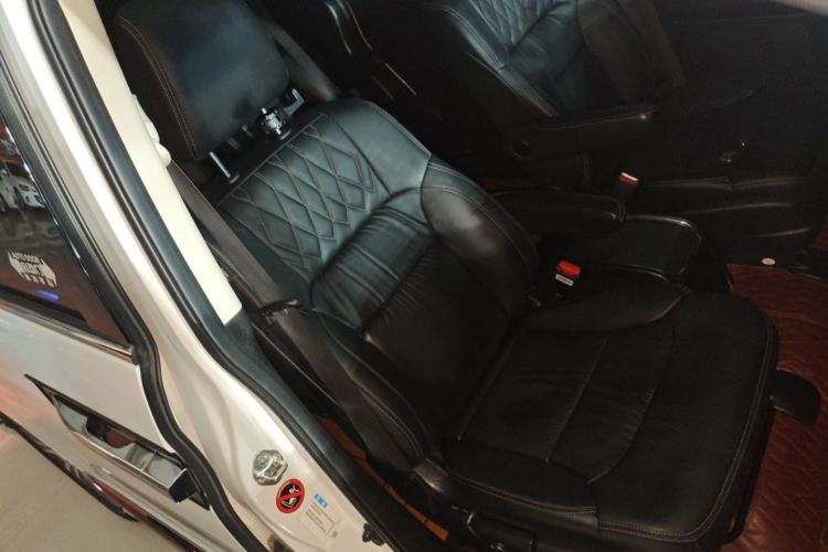 Used Honda Elysion 2019 2.0L Hybrid Luxury Edition
