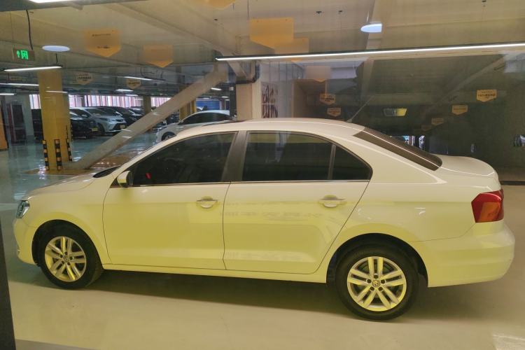 Used Volkswagen Jetta 2017 1.5L Manual Comfort Model
