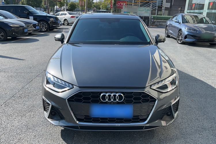 Used Audi A4L 2022 40 TFSI Fashion Dynamic Model
