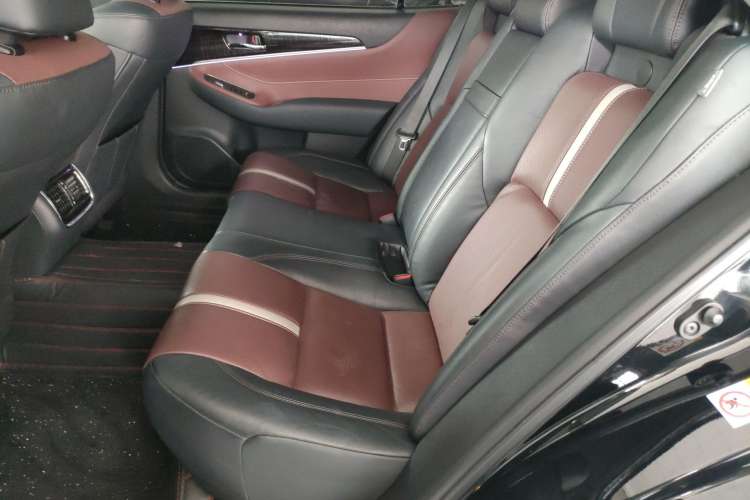 Used Toyota Crown 2017 2.0T Sport Edition
