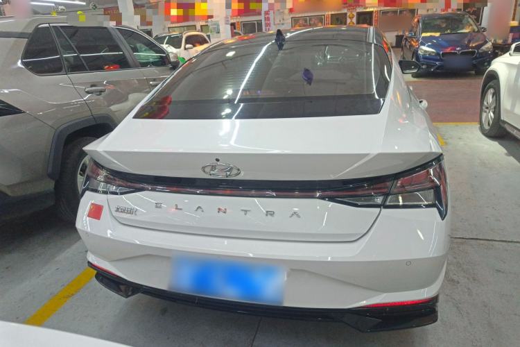 Used Hyundai Elantra 2022 1.5L CVT LUX Prestige Edition
