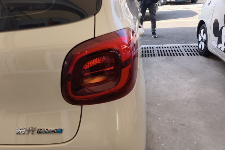 Used Wuling Hongguang MINIEV 2025 Four-Door Version Advanced Edition
