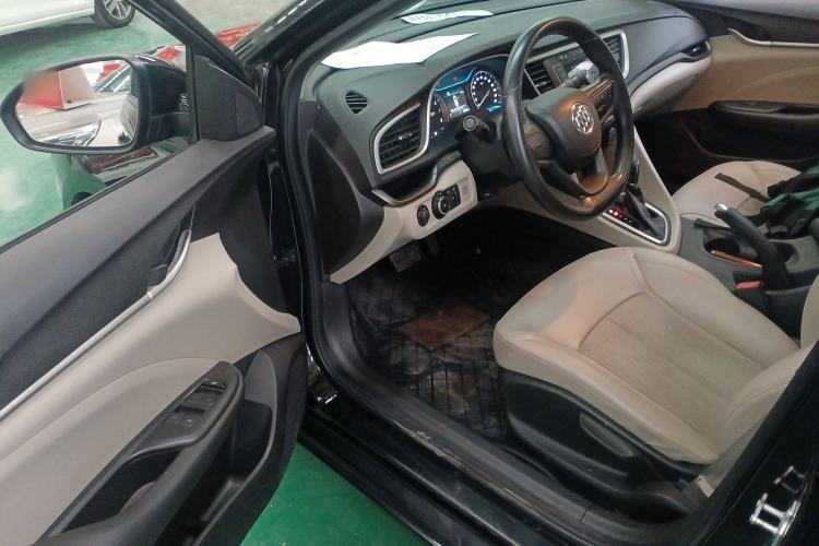 Used Buick GT 2017 15N Automatic Elite Version
