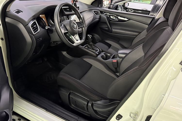 Used Nissan Qashqai 2021 2.0L CVT Smart Enjoyment Version
