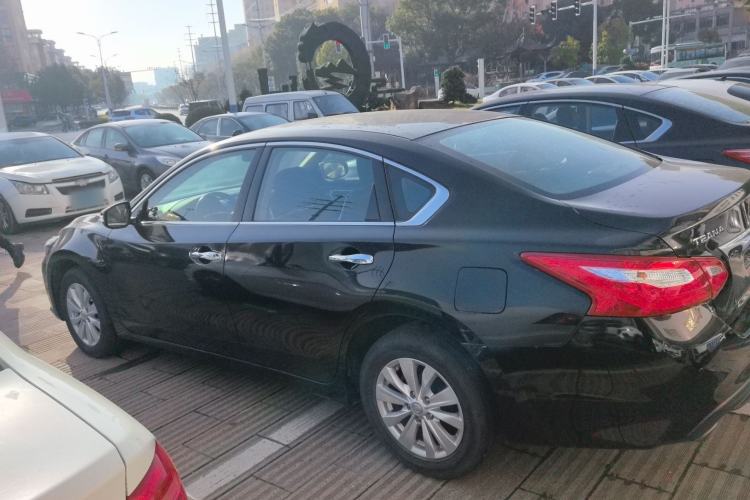 Used Nissan Teana 2016 Revised Version 2.0L XL Comfort Edition
