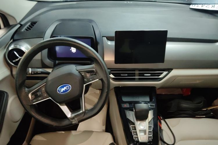 Used BYD Yuan Pro 2021 401 km Deluxe Version
