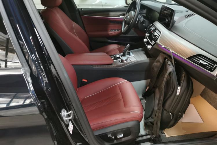 Used BMW 5 Series 2022 Second Facelift 530Li Leading Edition M Sport Package
