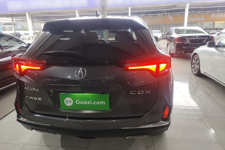 Used Acura CDX 2016 1.5T Two-Wheel Drive Deluxe Edition
