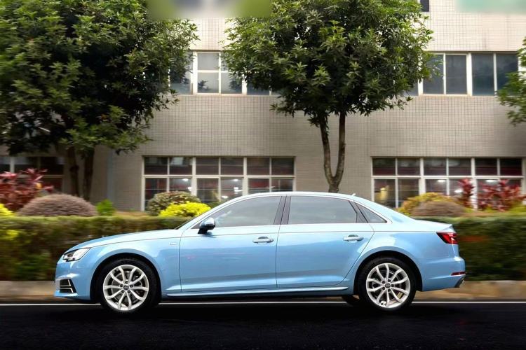 Used Audi A4L 2018 30th Anniversary Edition 40 TFSI Fashion Model