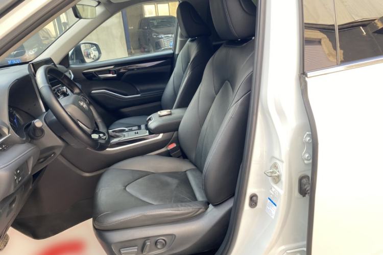 Used Toyota Highlander 2022 Dual-Engine 2.5L Four-Wheel Drive Prestige Version 7 Seats