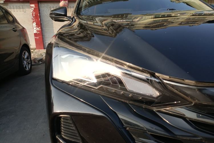 Used Dongfeng Aeolus Yixuan 2023 Mach Edition 1.5L Automatic Chasing Shadow Version
