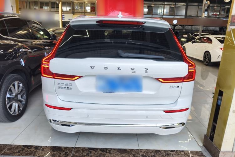 Used Volvo XC60 2024 B5 4x4 Smart Luxury Edition