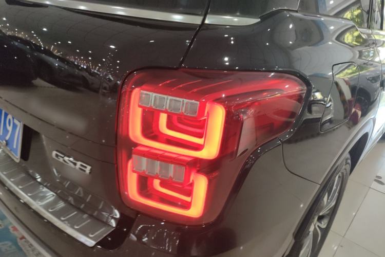 Used GAC Trumpchi GS8 2017 320T Two-Wheel Drive Luxury Smart Connectivity Version (7 Seats)