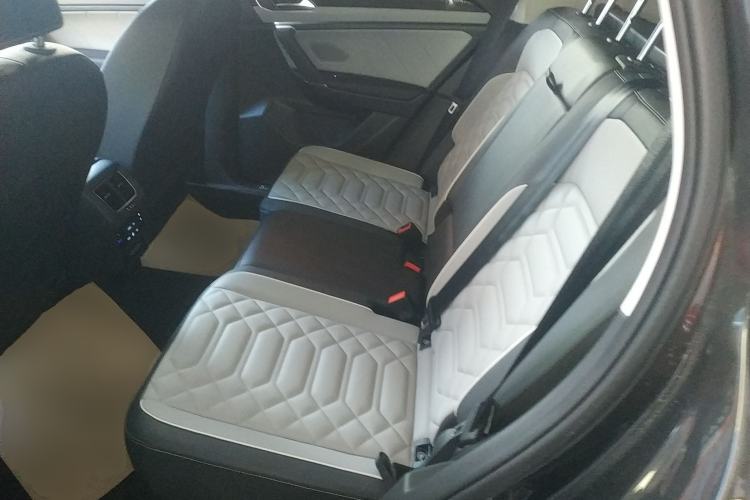 Used Volkswagen Tayron 2023 330TSI Two-Wheel-Drive Luxury Plus Advanced Version
