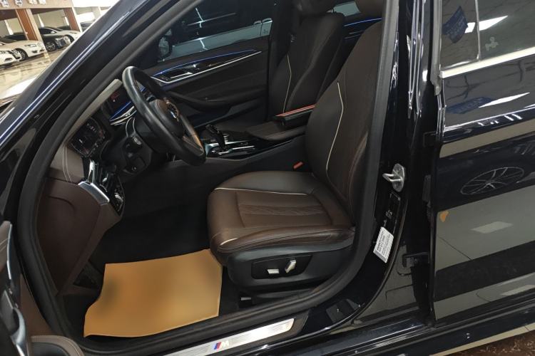 Used BMW 5 Series 2022 Restyled 525Li M Sport Package
