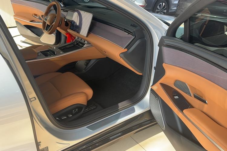 Used BYD Han L 2025 DM-i 200km LiDAR Flagship Model
