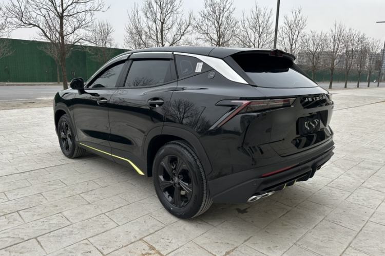 Used JETOUR Dashing 2025 1.5T DCT Youth UP
