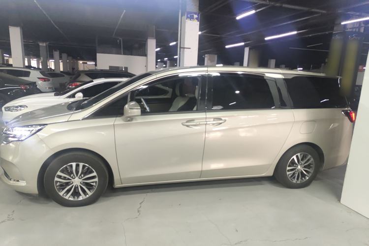 Used Buick GL8 2021 ES Land Cruiser 653T Luxury Edition