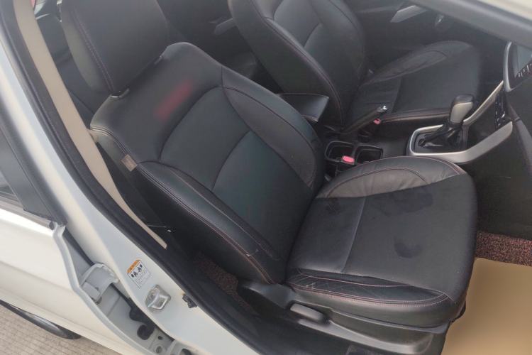 Used Suzuki S-Cross 2014 1.6L CVT Two-Wheel Drive Elite Version