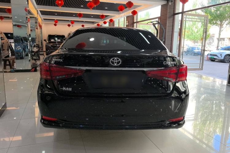 Used Toyota Crown 2015 2.5L Smart Edition
