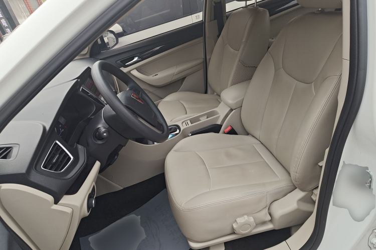 Used Roewe 360 2015 1.5L Automatic Luxury Edition
