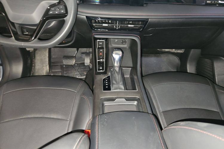 Used Roewe i5 2023 1.5L CVT Luxury Edition
