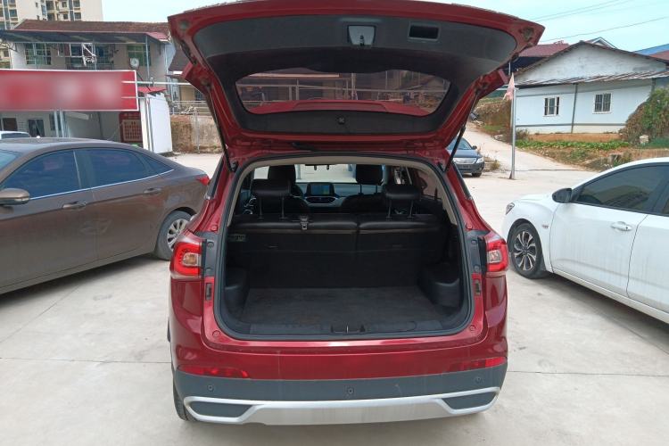 Used Baojun 510 2017 1.5L Automatic Fashion Model
