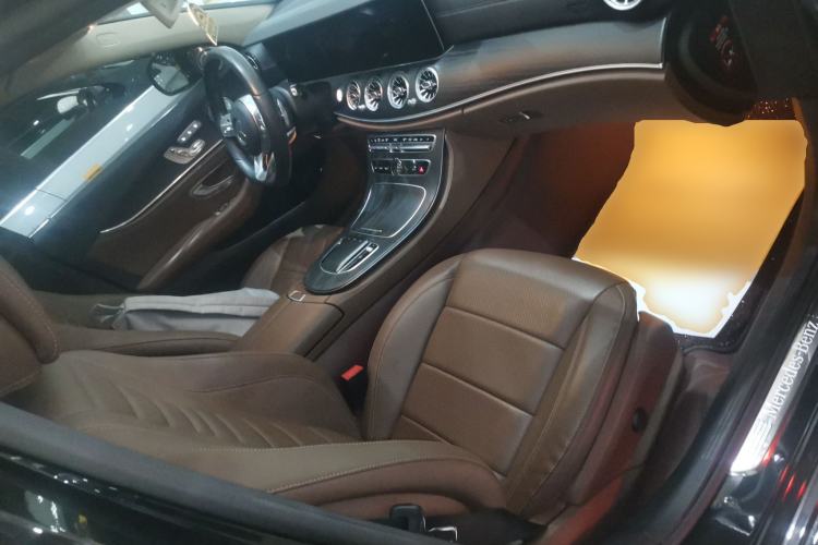 Used Mercedes-Benz E-Class 2019 Restyled E 300 L Sporty and Stylish Edition
