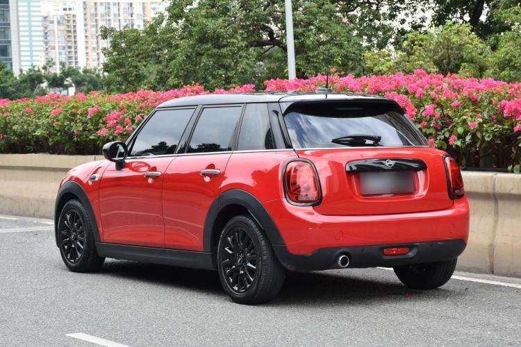 Used  MINI 2019 1.5T COOPER Classic Edition Five-Door Version
