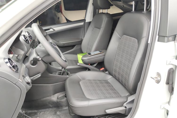 Used Volkswagen Jetta 2017 1.4L Manual Comfort Model
