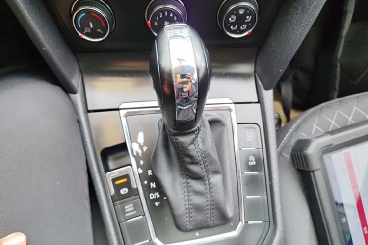 Used Volkswagen Lamando 2019 230TSI DSG Fashion Edition China VI
