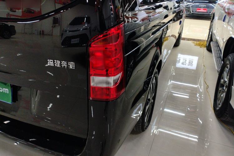 Used Mercedes-Benz Vito 2023 2.0T Business Version 7 Seats
