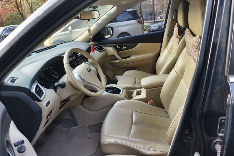 Used Nissan X-Trail 2014 2.0L CVT Comfort Edition 2WD