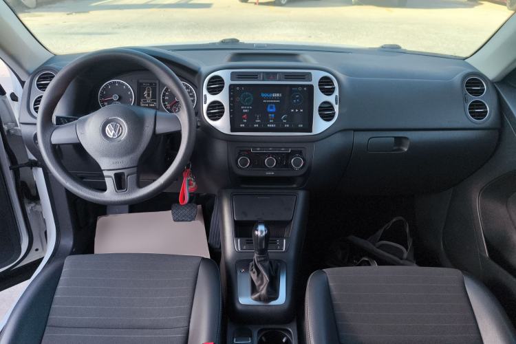 Used Volkswagen Tiguan 2017 300TSI Automatic Two-Wheel Drive Silk Road Luxury Edition
