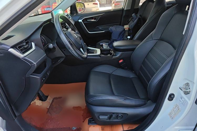 Used Toyota Wildlander 2020 2.0L CVT Two-Wheel Drive Luxury Edition
