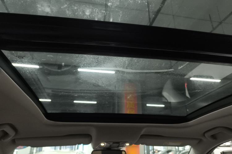 Used GAC Trumpchi GS8 2017 320T Two-Wheel Drive Luxury Smart Connectivity Version (7 Seats)
