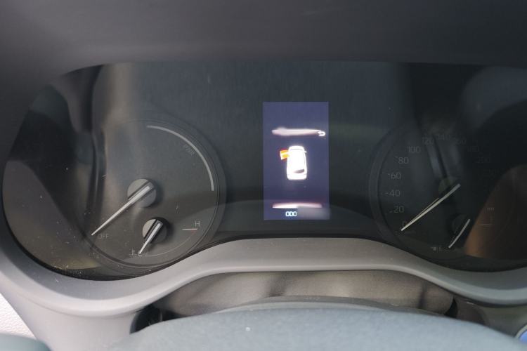 Used Toyota Sienna 2023 2.5L Hybrid Deluxe Edition
