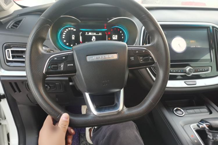 Used JETOUR X70M 2021 1.5T DCT Luxury Partner Model 5 Seats