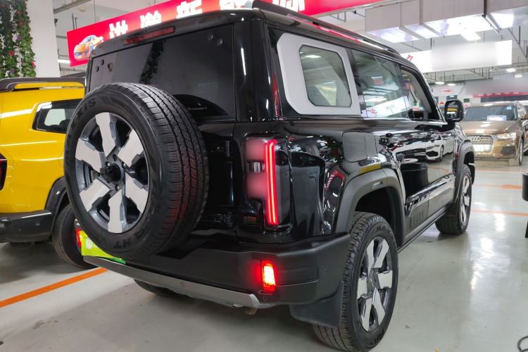 Used  BJ40 Electric Drive 2025 Advanced Edition
