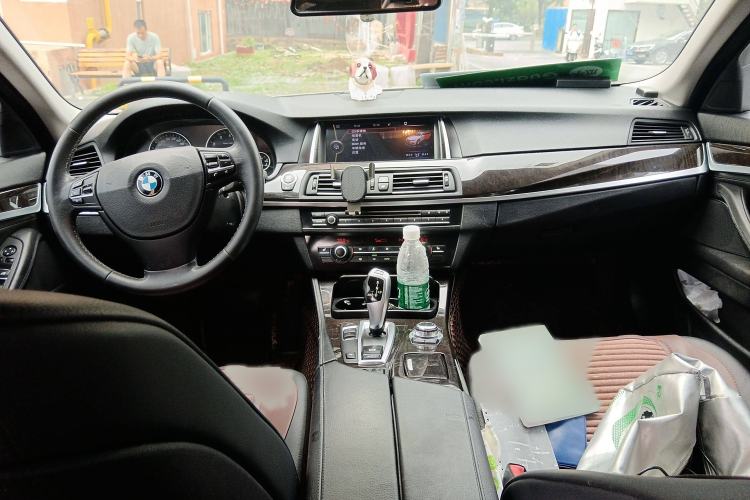 Used BMW 5 Series 2013 525Li Leading Model
