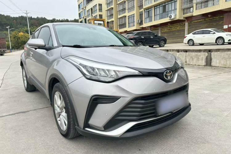 Used Toyota IZOA 2022 2.0L Yixing Version
