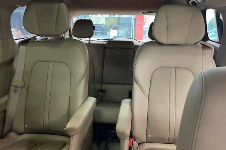 Used Buick GL8 2021 ES Land Cruiser 653T Flagship Model
