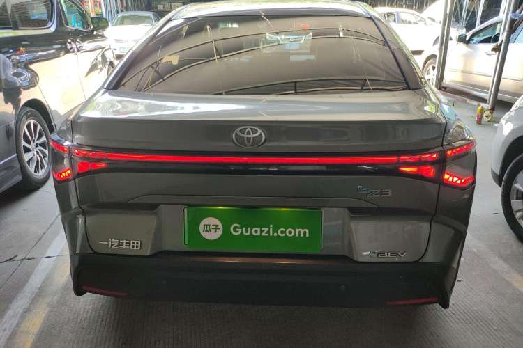 Used Toyota bZ3 2023 616 km Long-Range PRO
