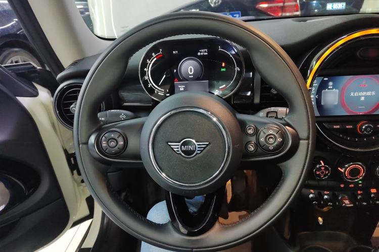 Used  MINI 2021 1.5T COOPER Classic Edition