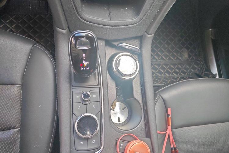 Used Cadillac XT6 2022 2.0T Six-Seater Four-Wheel Drive Luxury Version
