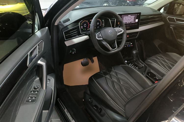 Used Volkswagen Tiguan L 2024 330TSI Automatic Two-Wheel Drive Smart Edition